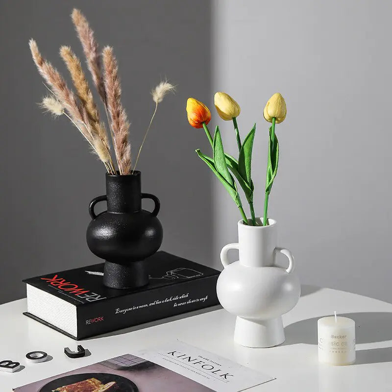 White/Black Ceramic Vases